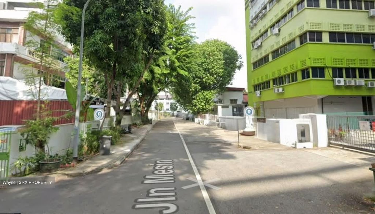 Jalan Mesin (D13), Factory #538108621